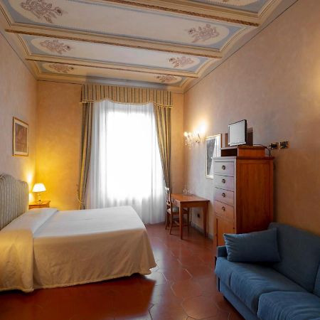 B&B Palazzo Al Torrione 2 San Gimignano Luaran gambar