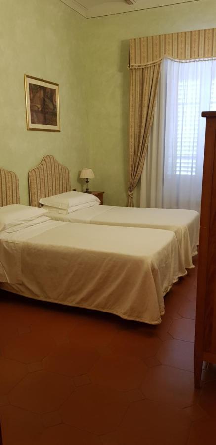 B&B Palazzo Al Torrione 2 San Gimignano Luaran gambar