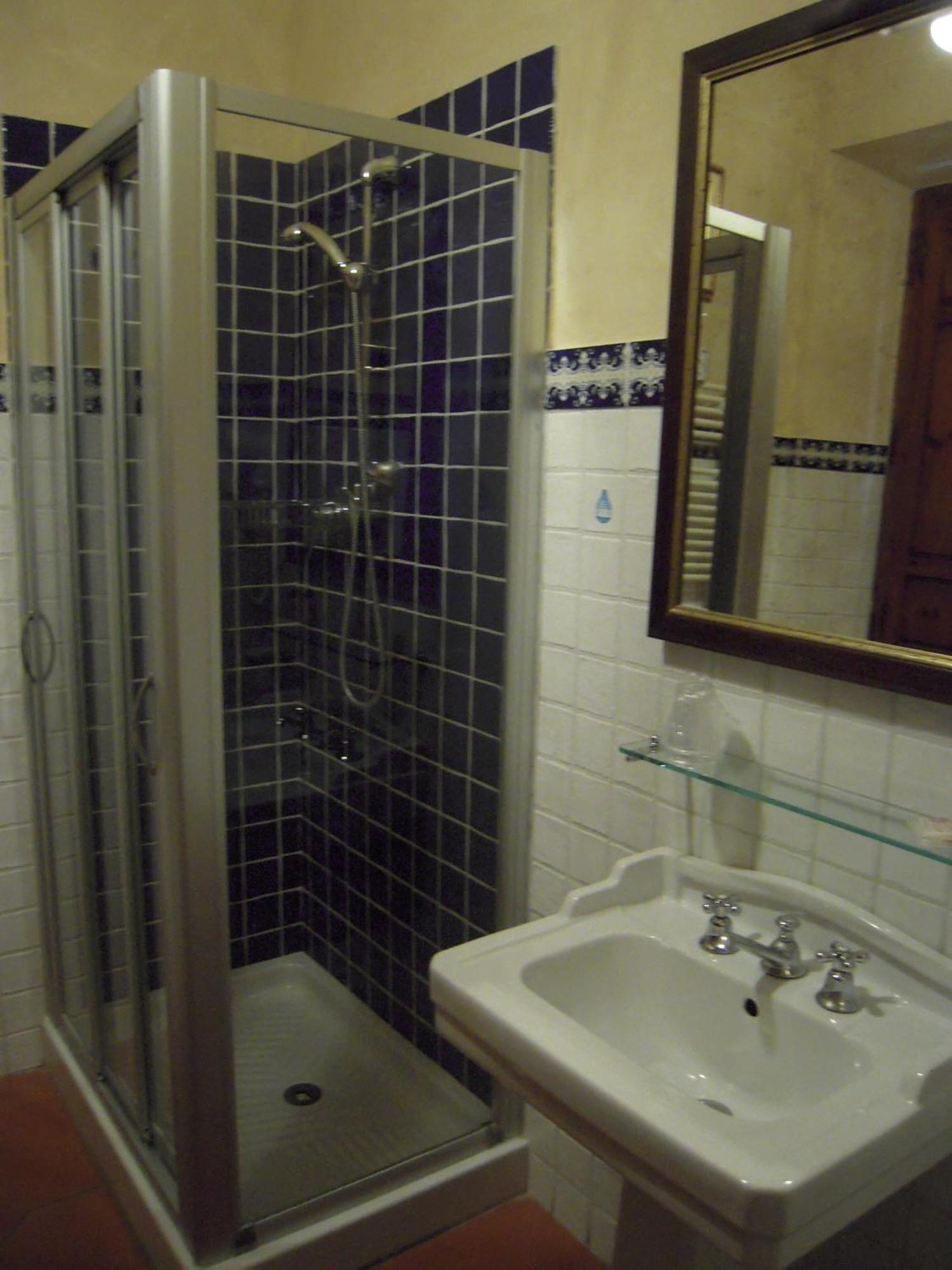 B&B Palazzo Al Torrione 2 San Gimignano Luaran gambar