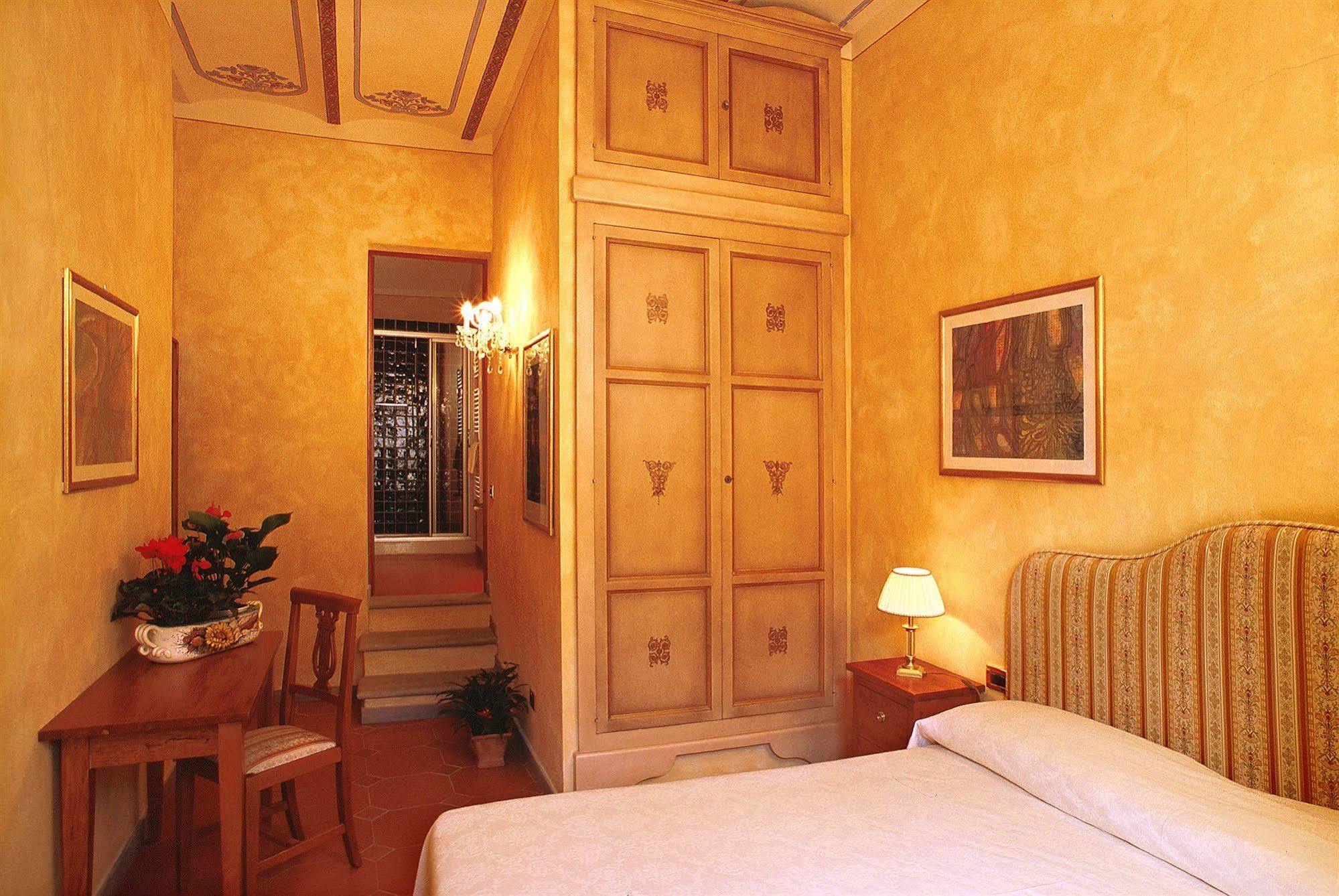 B&B Palazzo Al Torrione 2 San Gimignano Luaran gambar
